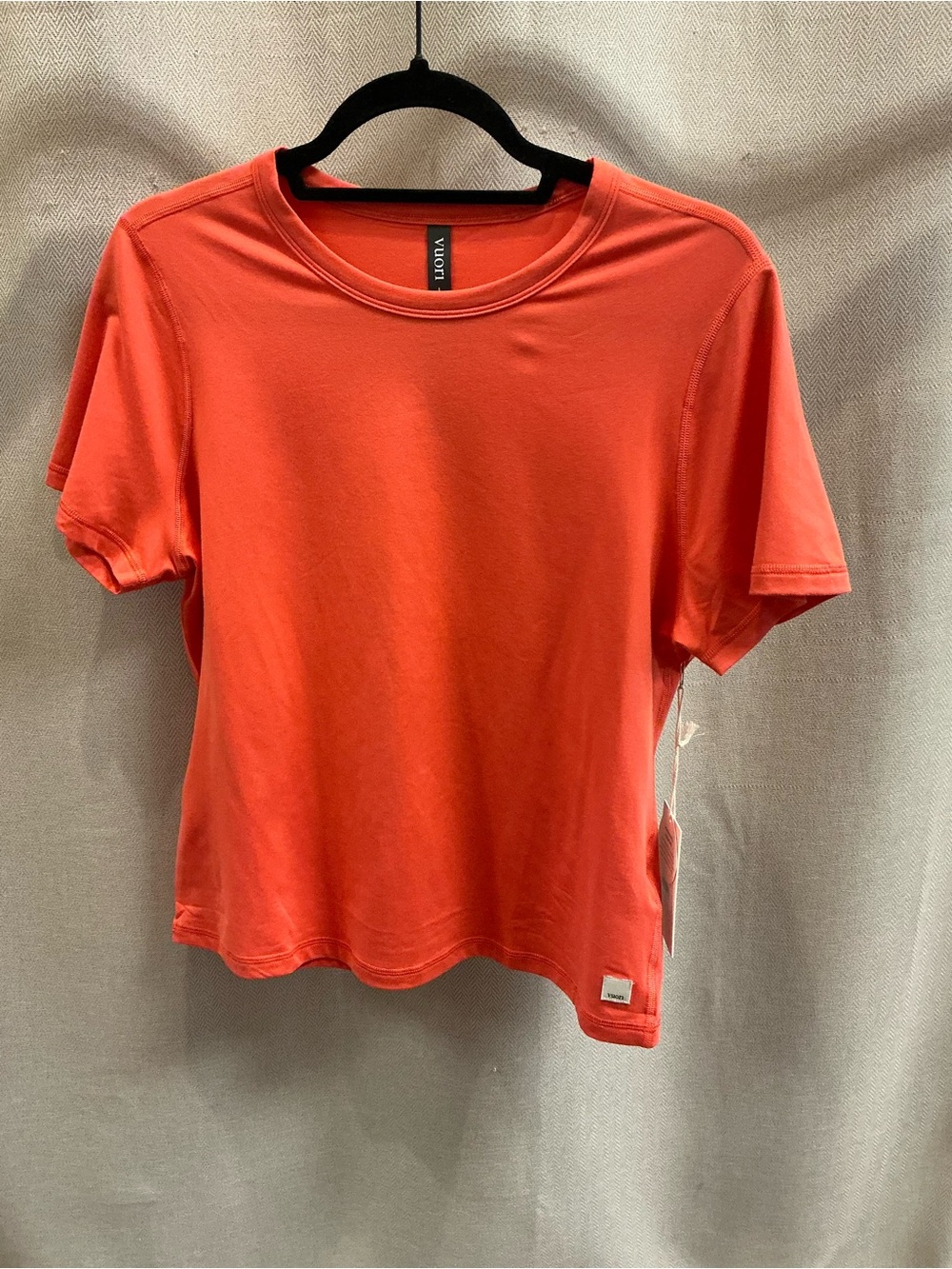 Vuori Short Sleeve Lux Tee Bright Coral